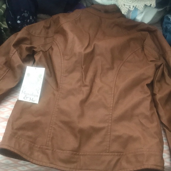 Leather jacket - Picture 2 of 4